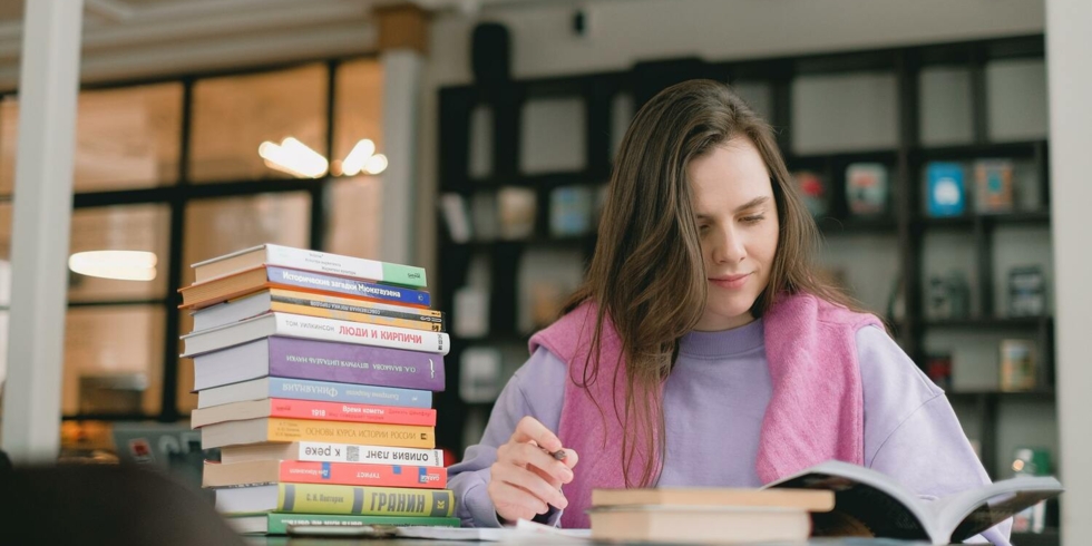 Иллюстративное изображение к профессии