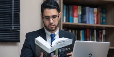 Иллюстративное изображение к профессии