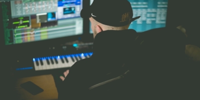 Иллюстративное изображение к профессии