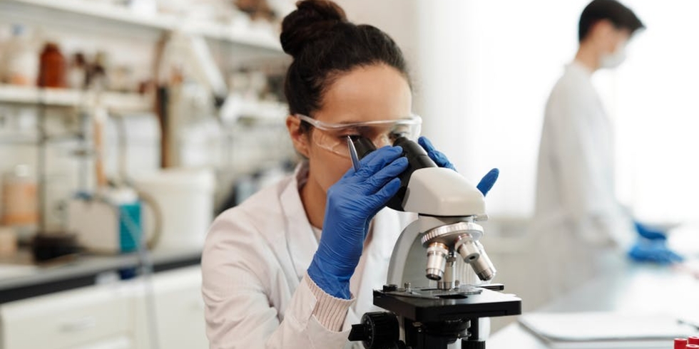 Иллюстративное изображение к профессии